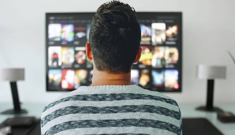 Streaming mi Oyun Oynamak mı: Boş Zamanı Değerlendirmenin Daha İyi Yolu Hangisi?